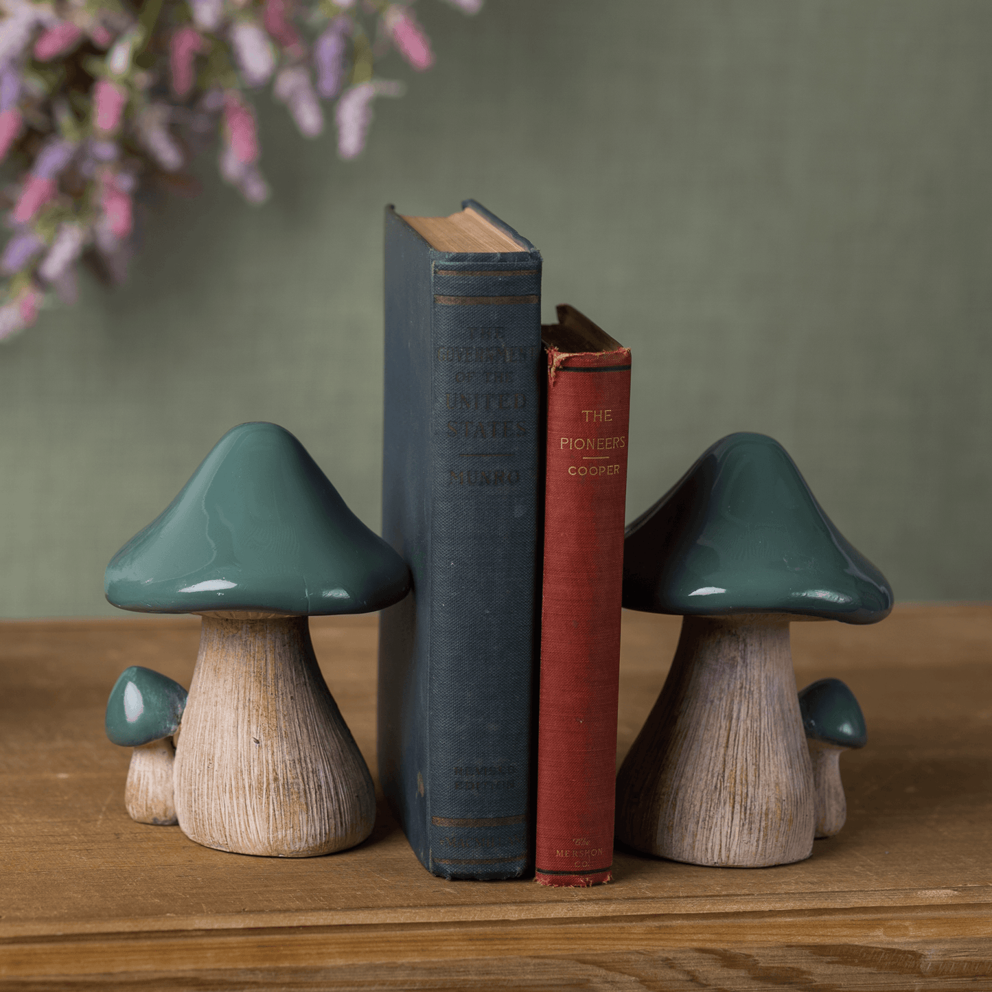Elegant Garden Mushroom Decor Set