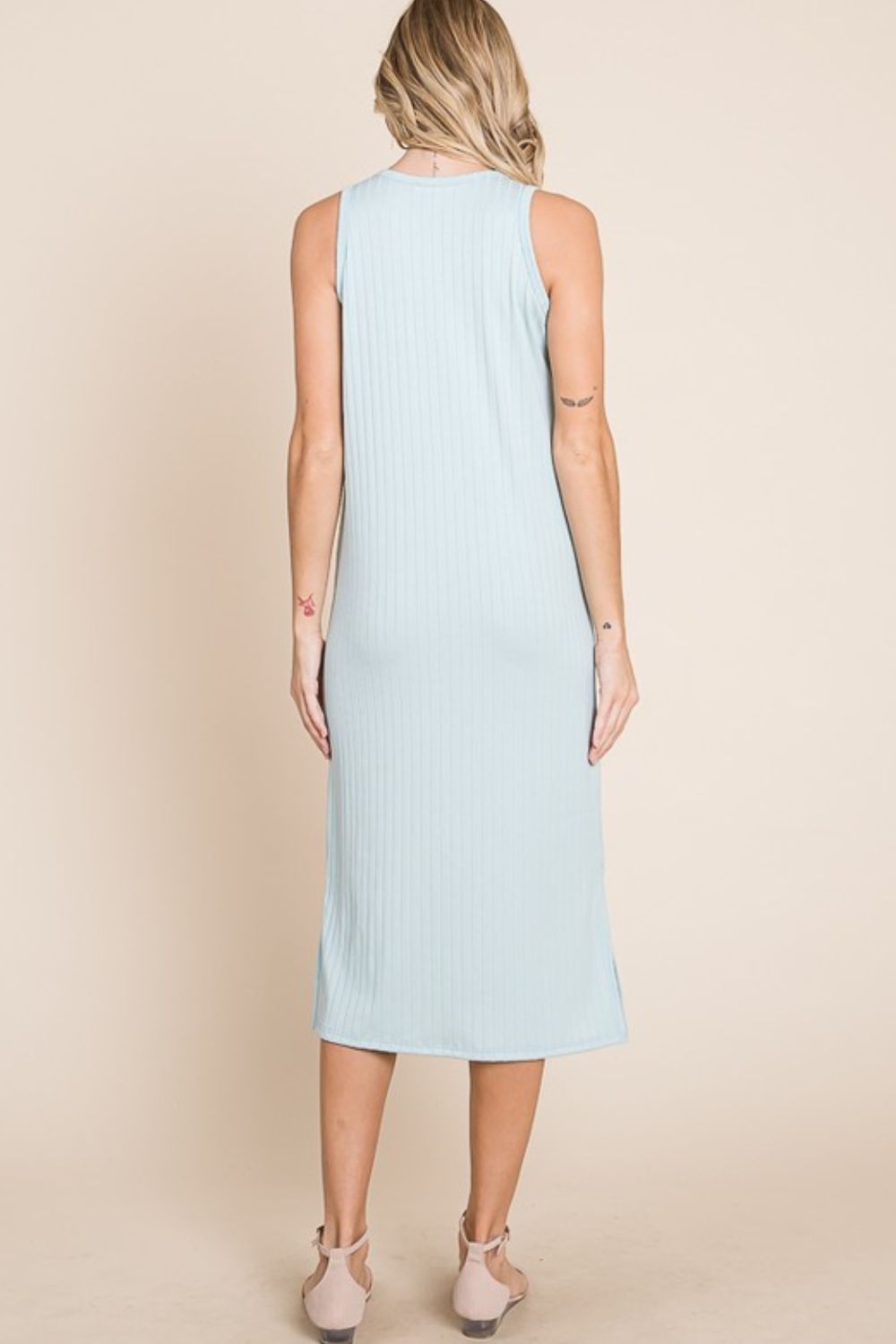 BOMBOM Ribbed Knit Sleeveless Midi Dress